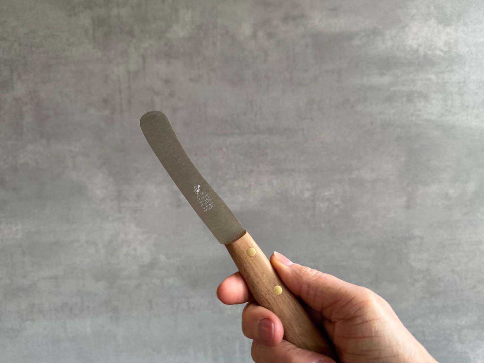 Brotzeitmesser Buckels mit Nussbaumgriff