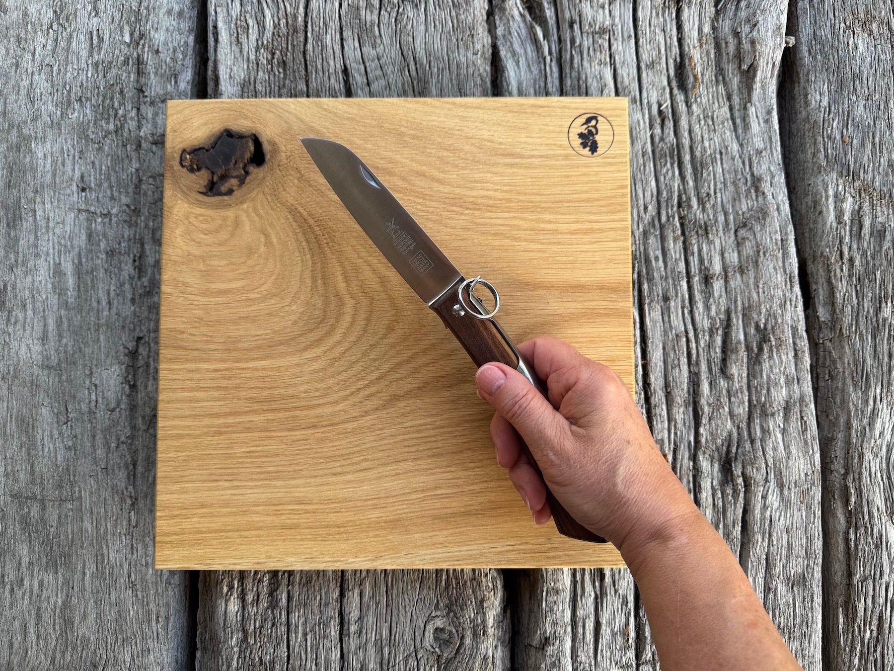 IBEX 120 Taschenmesser mit Schwarznuss-Griff, rostfrei - Spessartbrett