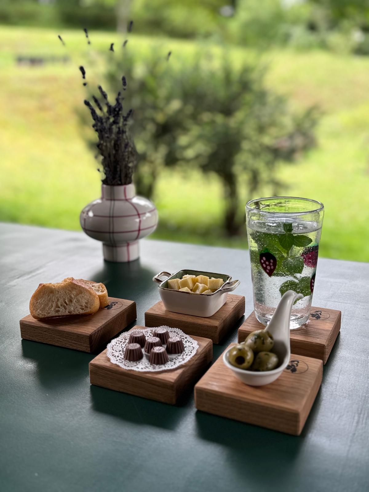Gedeckter Tisch mit La Fresa.