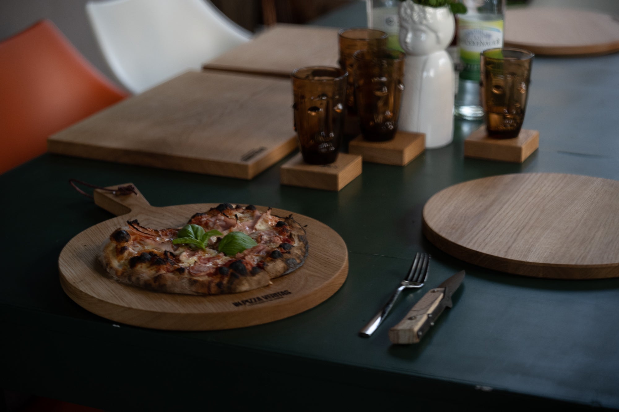 Pizzabrett mit Griff von Spessartbrett
