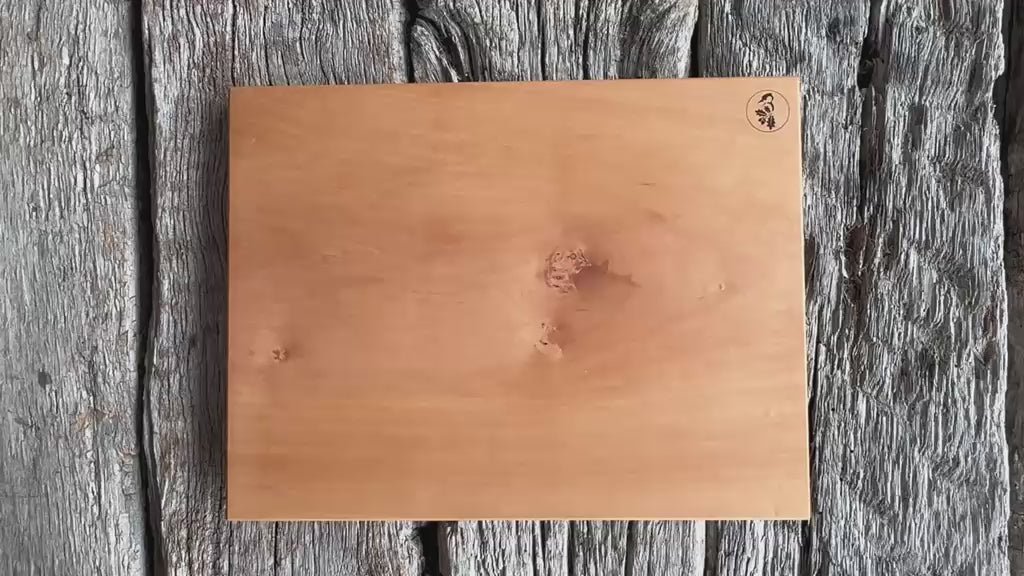Schneidebretter aus einem Stück gedämpften Spitzahorn.