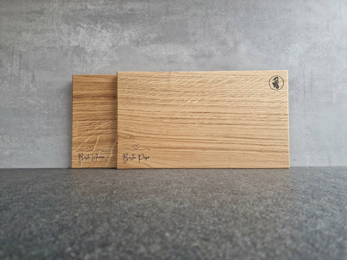 Beste Mama- und  Bester Papa-Lasergravur auf einem Eiche Brotzeitzeitbrett, Gemüsebrett.